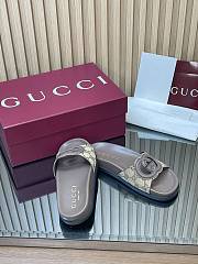Gucci sandals logo - 03 - 4