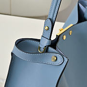 Fendi peekaboo blue bag size 35x25cm - 5