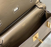 Hermes Jypsiere mini bag gold hardware Swift leather size 23x17x5 cm - 3