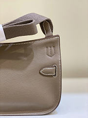Hermes Jypsiere mini bag silver hardware Swift leather size 23x17x5 cm - 3