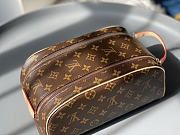 LV pouch size 28x16x13cm - 5