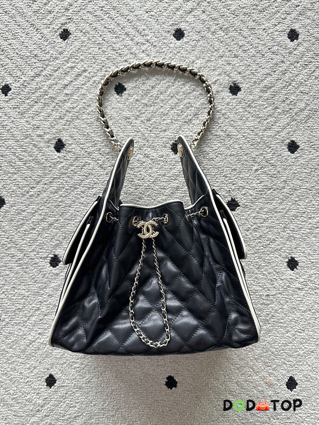 Chanel black bag size 26x30x14cm - 1
