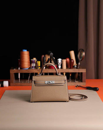 Hermes kelly bag mini size 19cm