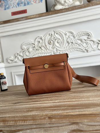 Hermès Gold Vache Hunter and Toile Mini Herbag Zip 20 Gold Hardware 25x20x13cm