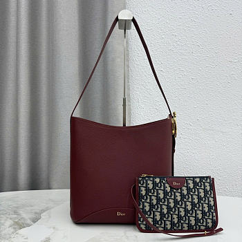 Dior Medallion Bucket Bag red size 26.5 x 26 x 15 cm