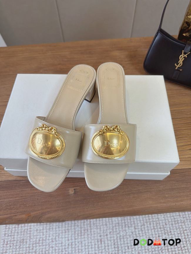Dior Buckle Slide cream - 1