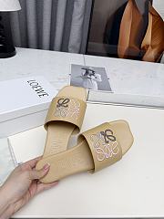 Loewe slides - 04 - 3