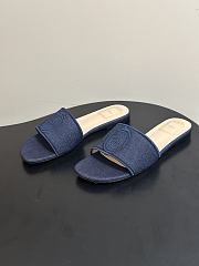 Dior Médaillon Slide - 01 - 3