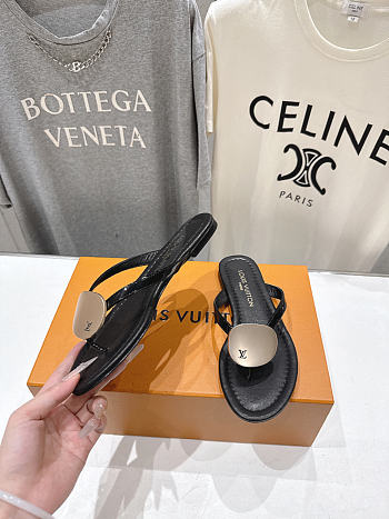 LV Treasure Sandal black