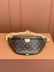 Louis vuittos bumbag  size 37x14x13CM Code: Tonya for 25% off - 1