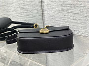 Dior Medium Dior Médaillon Flap Bag black Grained Calfskin 23 x 16 x 6.5 cm - 4
