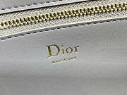 Dior Medium Dior Médaillon Flap Bag gray Grained Calfskin 23 x 16 x 6.5 cm - 3