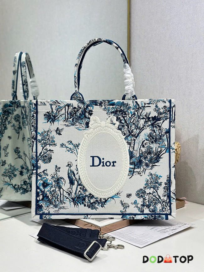 Dior Large Book Tote blue Multicolor Daisy bag 41x14x32cm - 1