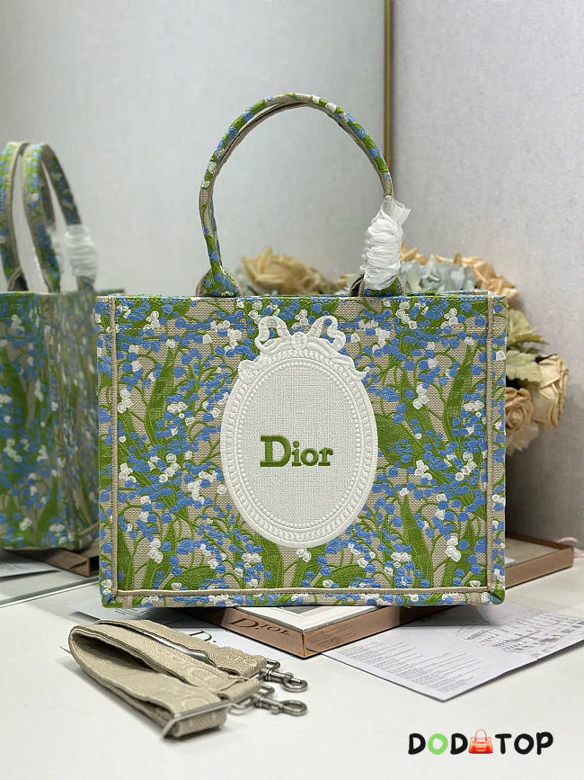 Dior Book Tote green Multicolor Daisy bag 36×28 cm - 1