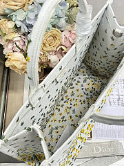 Dior Book Tote yellow Multicolor Daisy bag 36×28 cm  - 3