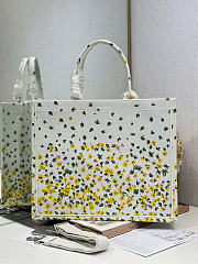 Dior Book Tote yellow Multicolor Daisy bag 36×28 cm  - 2