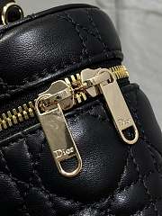 Dior Mini Vanity black bag Lambskin size 17x10.5x8cm - 5