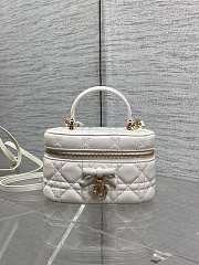 Dior Mini Vanity white bag Lambskin size 17x10.5x8cm - 1