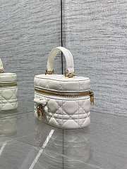 Dior Mini Vanity white bag Lambskin size 17x10.5x8cm - 5