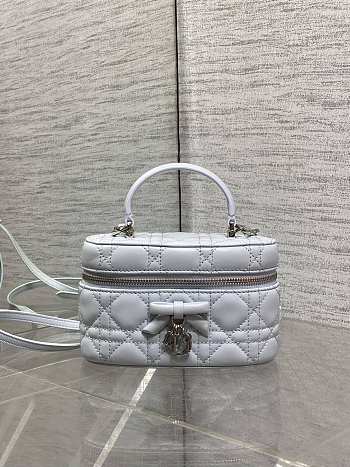 Dior Mini Vanity blue bag Lambskin size 17x10.5x8cm