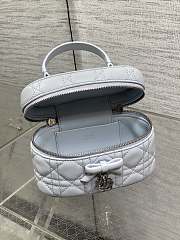 Dior Mini Vanity blue bag Lambskin size 17x10.5x8cm - 3