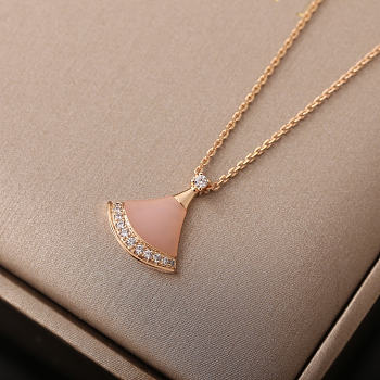 Bvlgari Necklace DIVAS’ DREAM pink