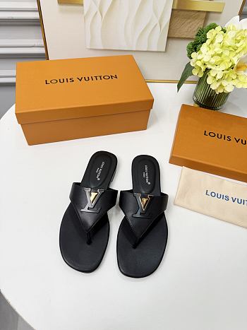 LV Mare Flat Thong black