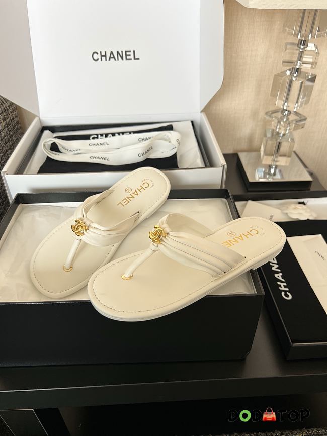 Chanel Thong sandals white  - 1
