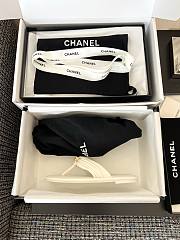 Chanel Thong sandals white  - 5