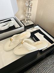 Chanel Thong sandals white  - 3
