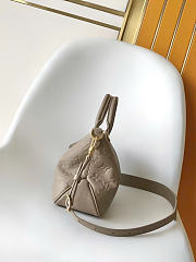 Louis Vuitton Skyline PM gray bag size 28x17.5x10.5cm - 6