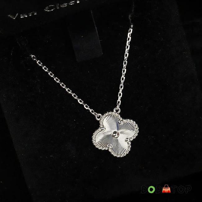 VCA Necklace silver  - 1