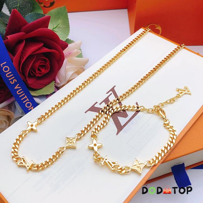LV necklace and bracelet set - 1