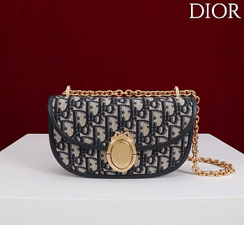 Small Dior Médaillon Flap Bag with Chain size 21 x 12 x 5.5 cm