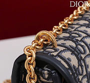 Small Dior Médaillon Flap Bag with Chain size 21 x 12 x 5.5 cm - 3