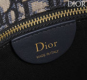 Small Dior Médaillon Flap Bag with Chain size 21 x 12 x 5.5 cm - 2