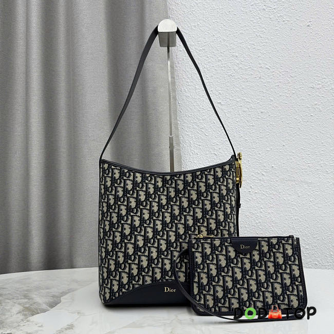 Dior Medallion Bucket Bag caro size 26.5 x 26 x 15 cm - 1