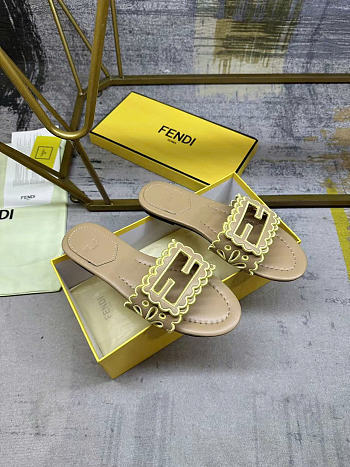 FENDI Baguette leather sandals -03