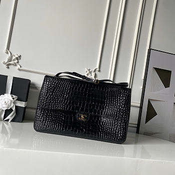Chanel bag black crocodile 38.5x26x11cm
