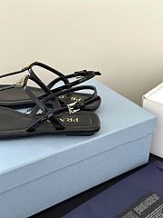 Prada Patent leather thong sandals black - 4