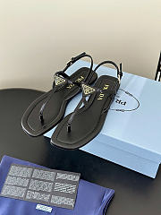 Prada Patent leather thong sandals black - 2