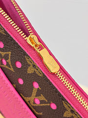 Louis Vuitton Pochette Accessoires Monogram Perfo size 22 x 13 x 4cm - 2