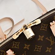 Louis Vuitton Squire East West bag size 29x14x8cm - 6
