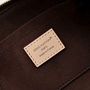 Louis Vuitton Squire East West bag size 29x14x8cm - 4