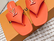 LV Mare Flat Thong - 02 - 2