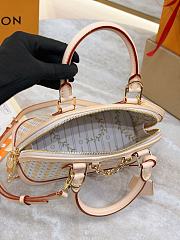 Louis Vuitton Alma BB Banana 23.5x17.5x11.5cm - 3