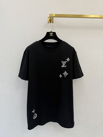 LV Embroidered Signature Short-Sleeved T-Shirt men 