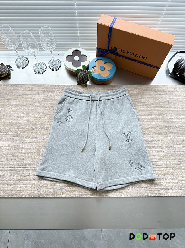 LV Embroidered Signature Shorts men  - 1