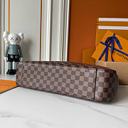 LV Vanity Pouch bag size 40x31x11cm - 4