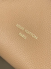 Louis Vuitton Multipass beige bag size 30 x 26 x 10cm - 6
